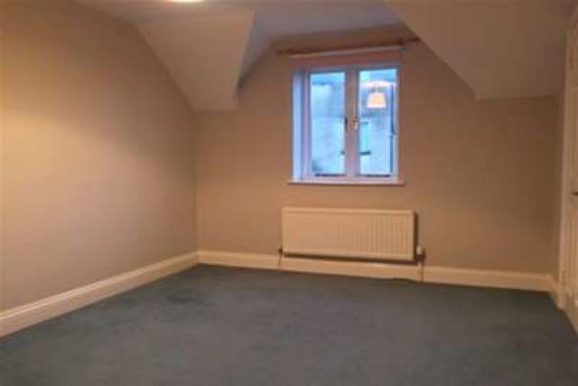  Image of 2 bedroom Detached house to rent in High Street Winchcombe Cheltenham GL54 at Cheltenham, GL54 5LJ